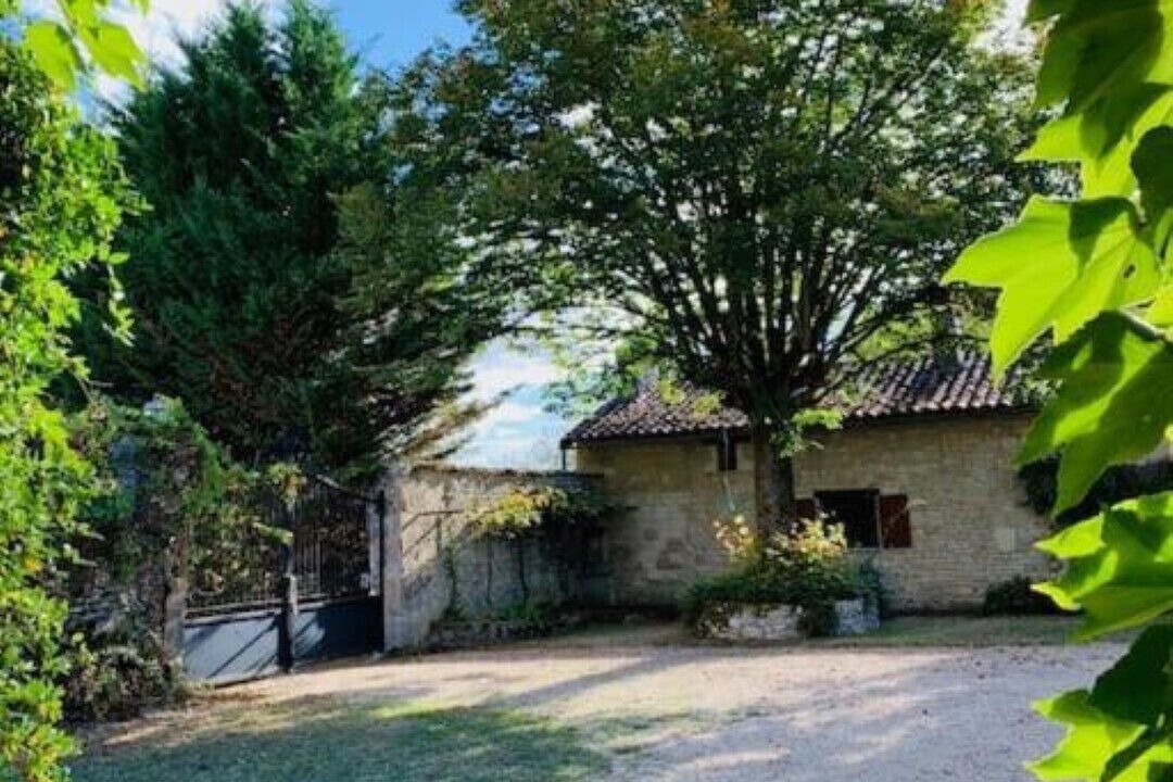 Photo of Outdoor in Puyreaux