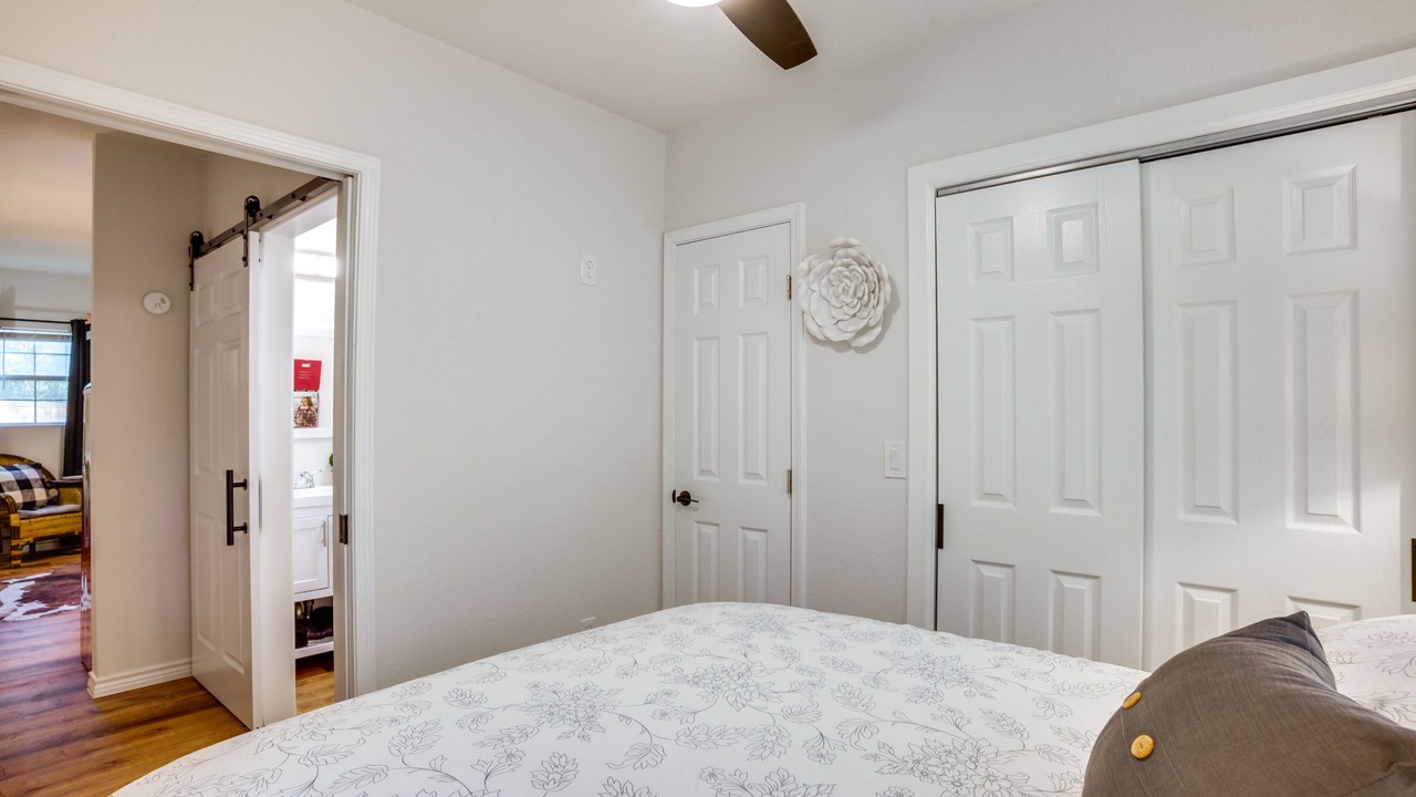 Photo of Bedroom in Montgomery