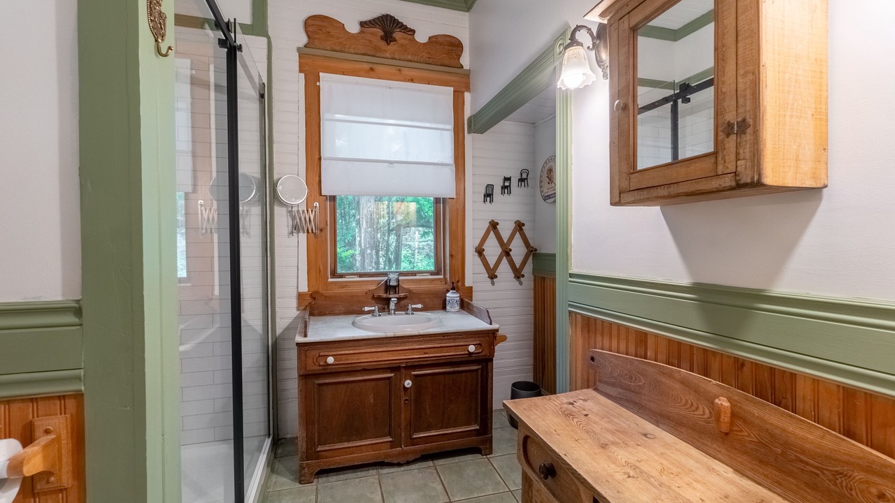 Photo of Bathroom in Lac-Brome