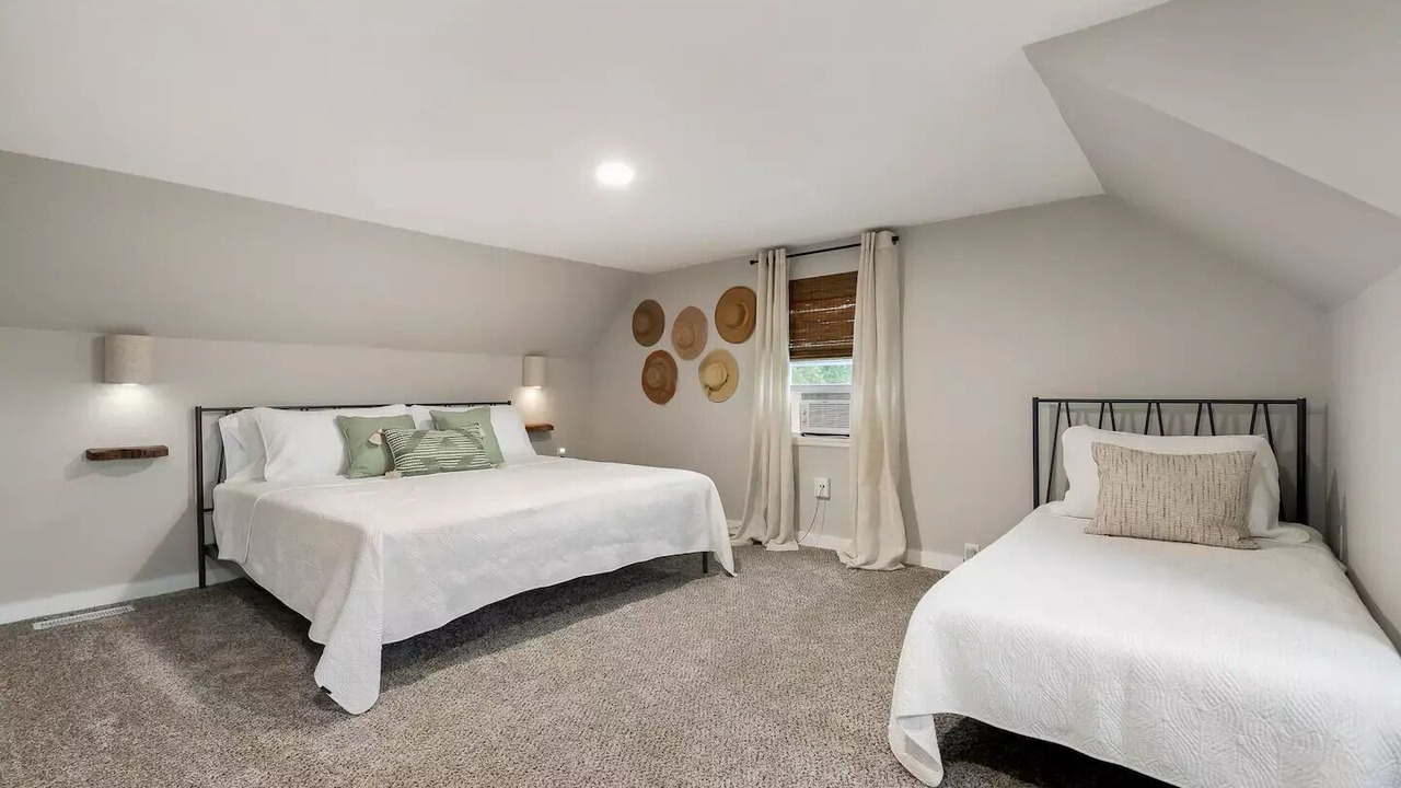 Photo of Bedroom in Rogers