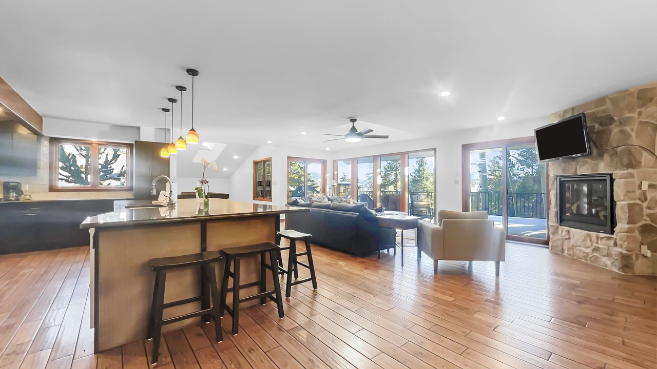 Photo of Livingroom in Dillon