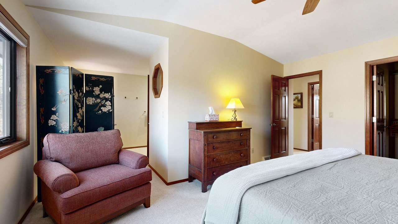 Photo of Bedroom in Monument