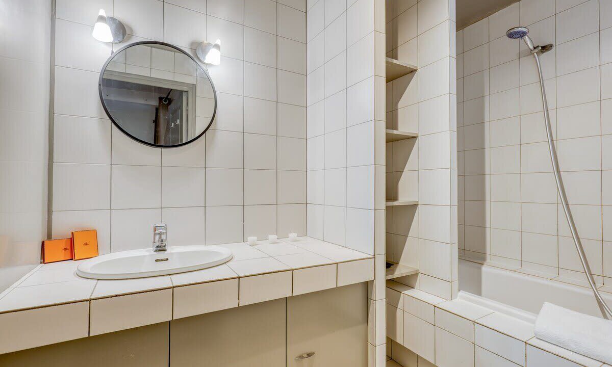 Photo of Bathroom in Quartier de la Porte-Saint-Denis