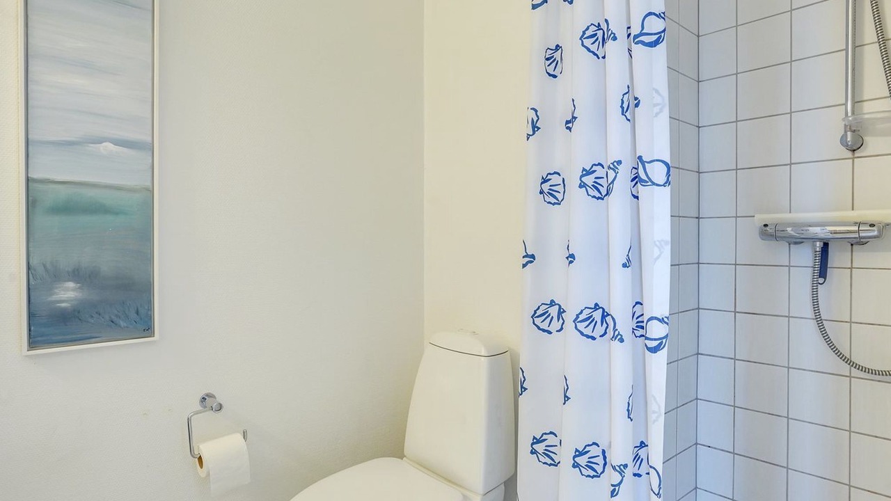 Photo of Bathroom in Emmerlev