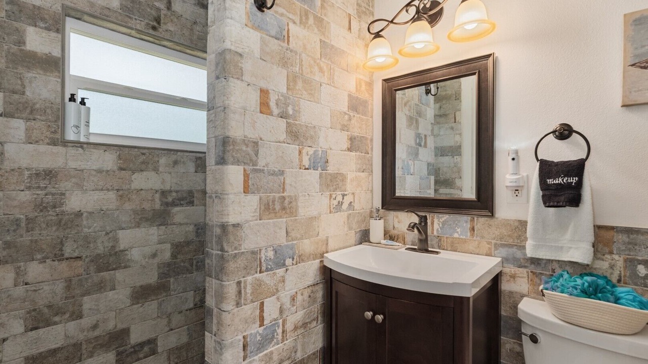 Photo of Bathroom in Melbourne Beach