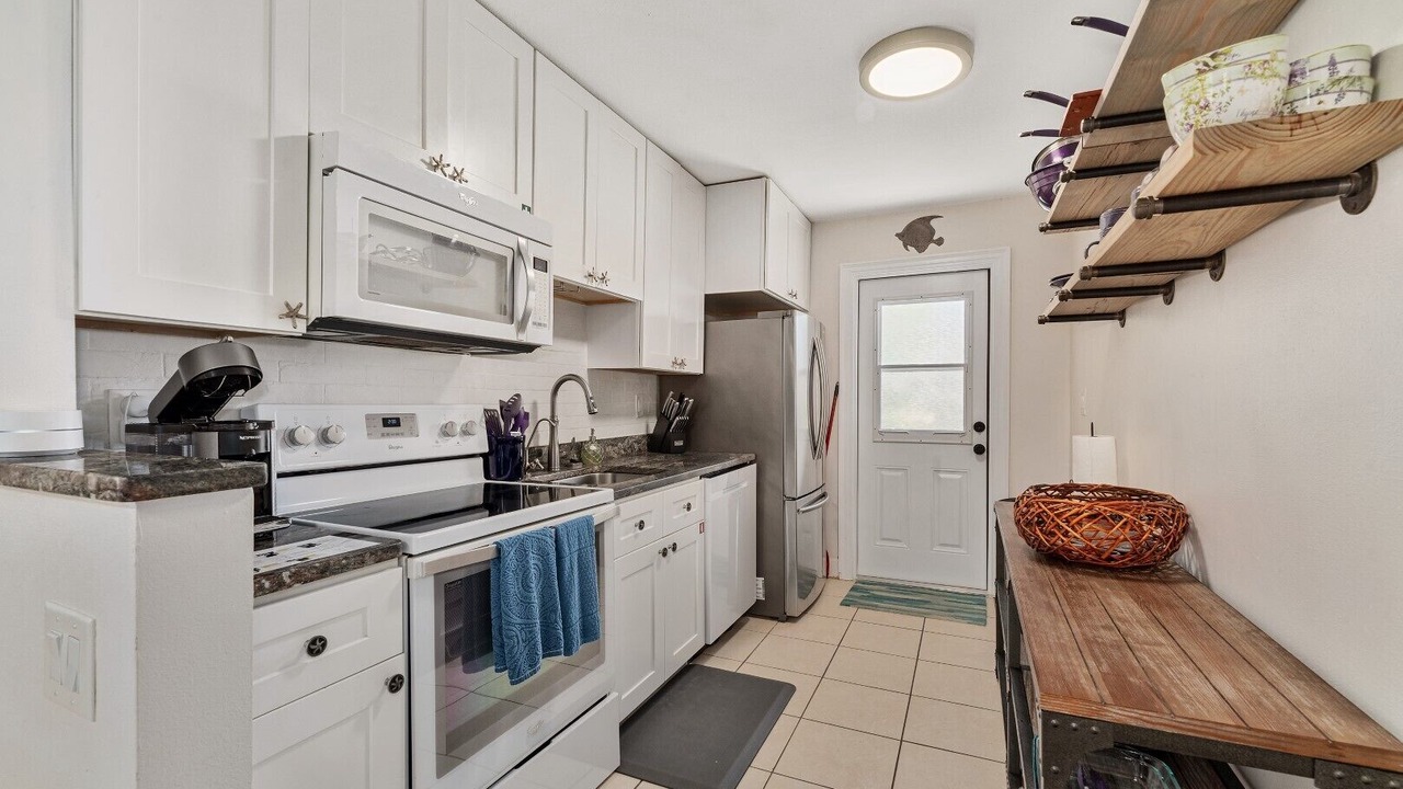 Photo of Kitchen in Melbourne Beach