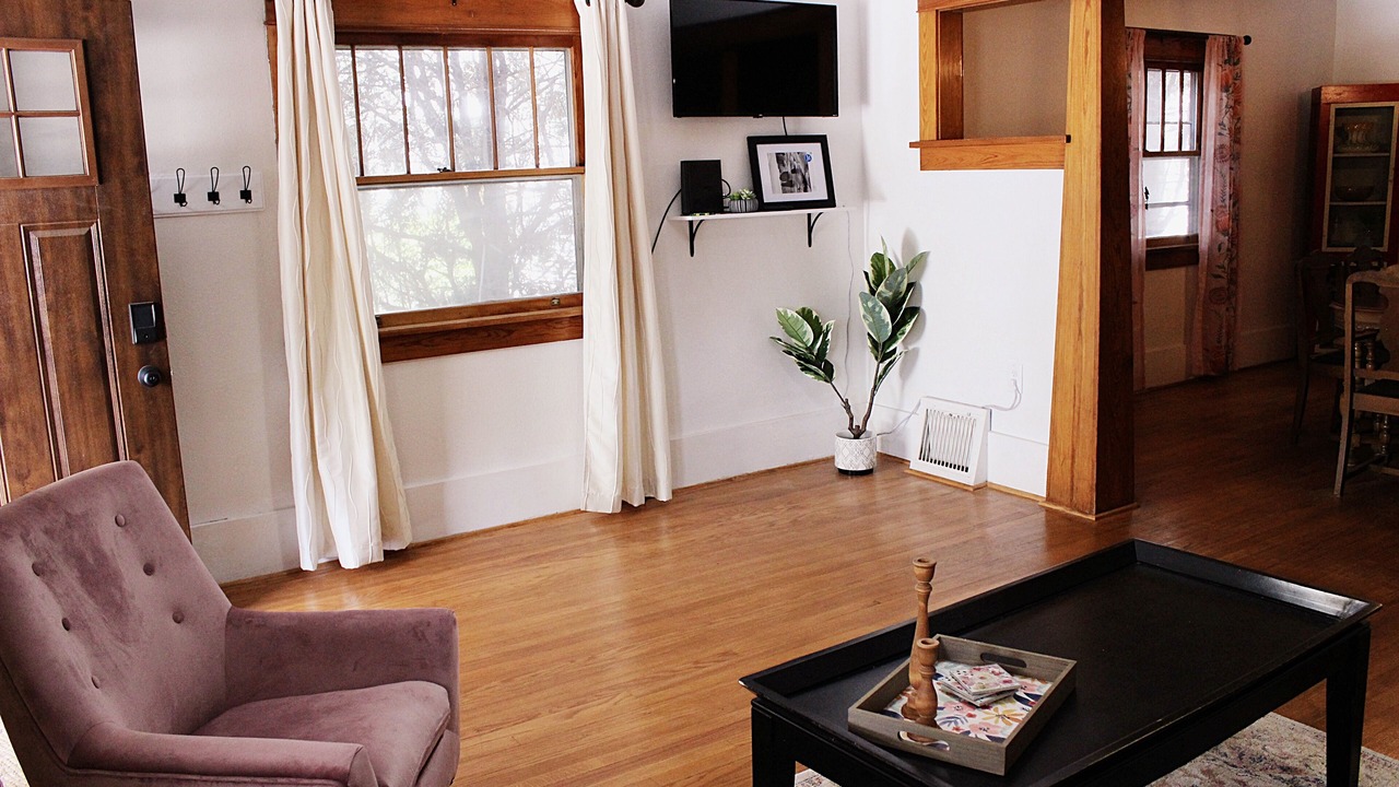 Photo of Livingroom in McCook