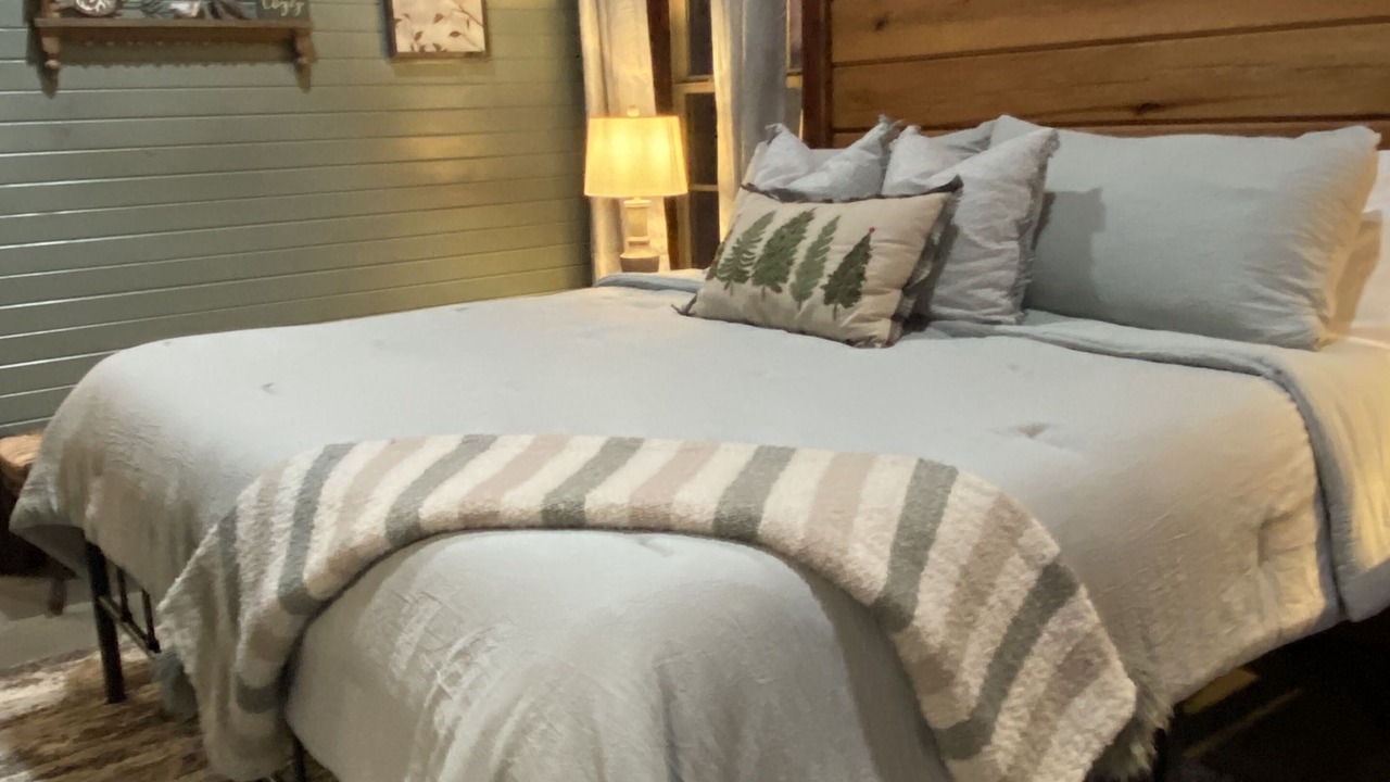 Photo of Bedroom in Tishomingo