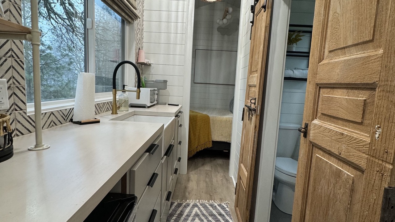 Photo of Bedroom in Central Point