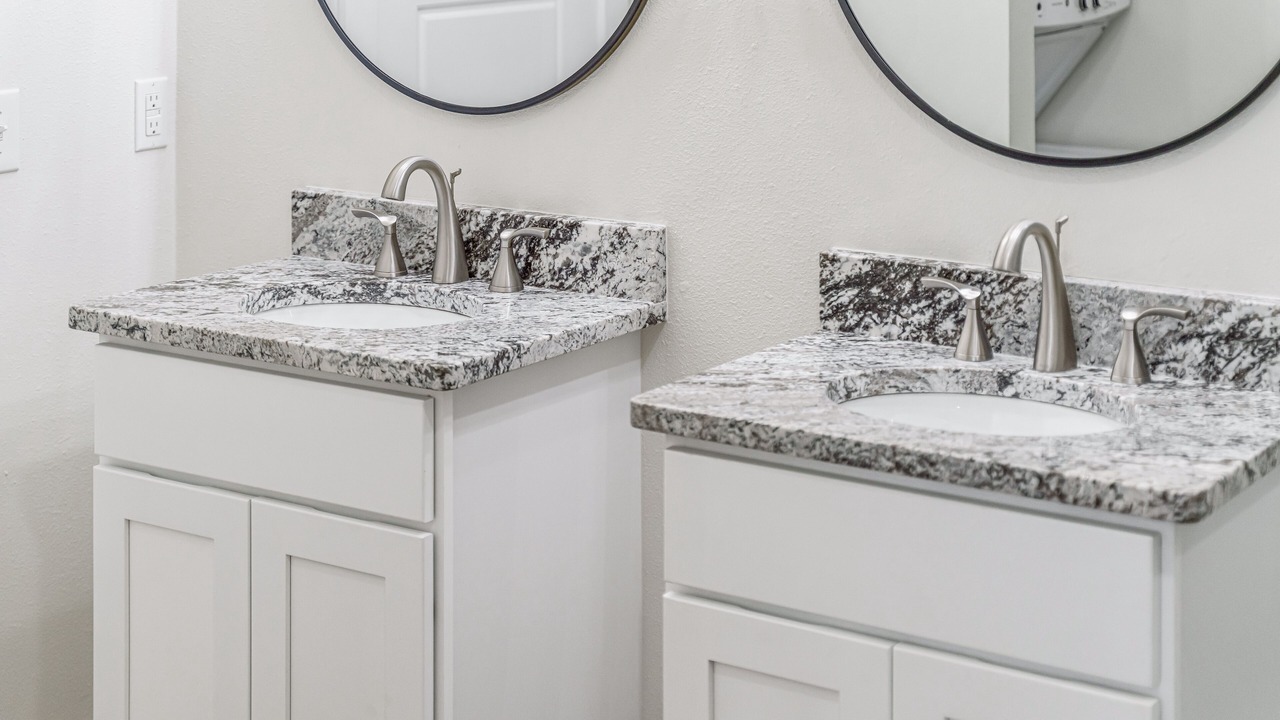 Photo of Bathroom in Vinita