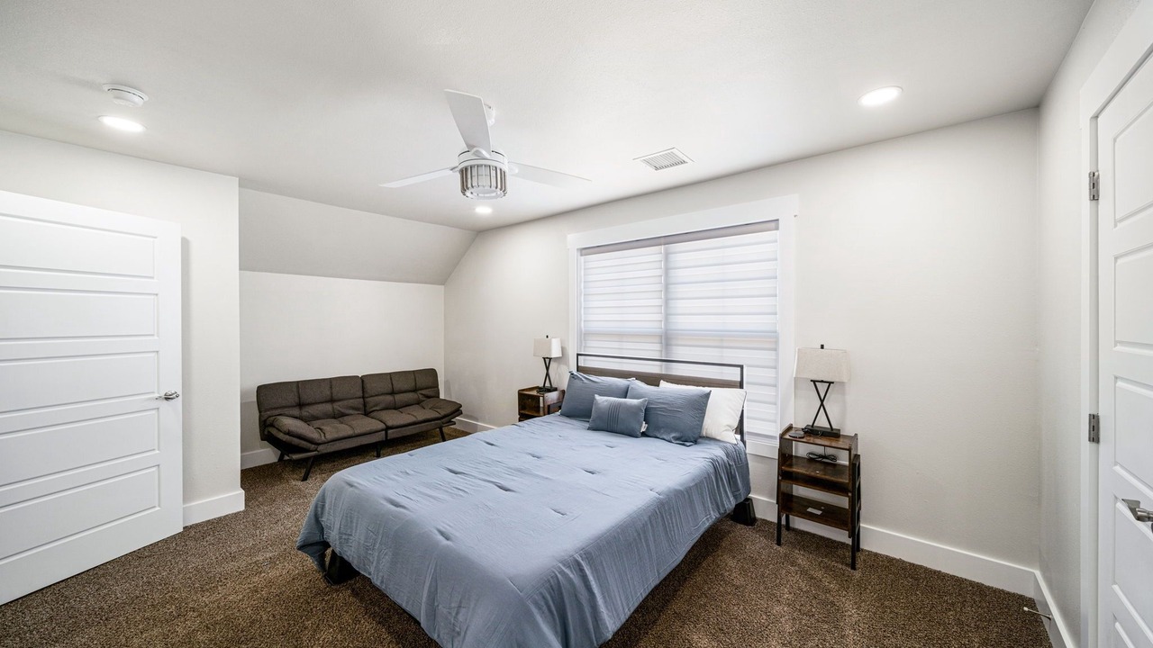 Photo of Bedroom in Vinita