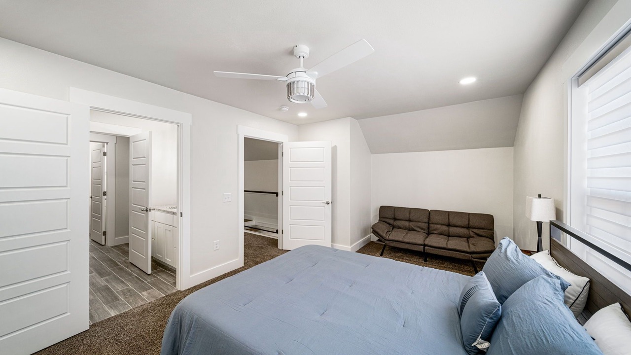 Photo of Bedroom in Vinita