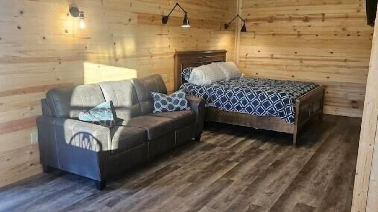 Photo of Bedroom in Hugo
