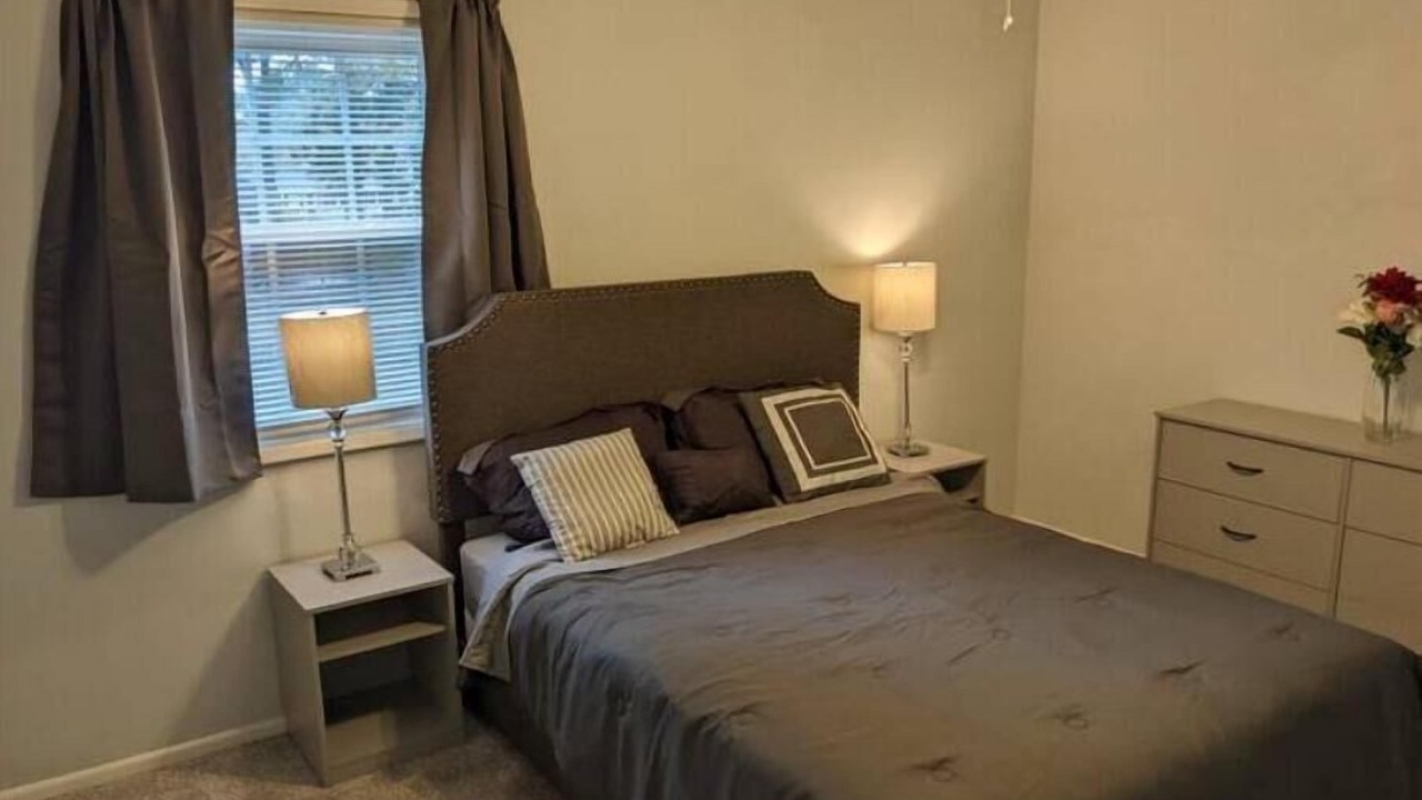 Photo of Bedroom in North Central