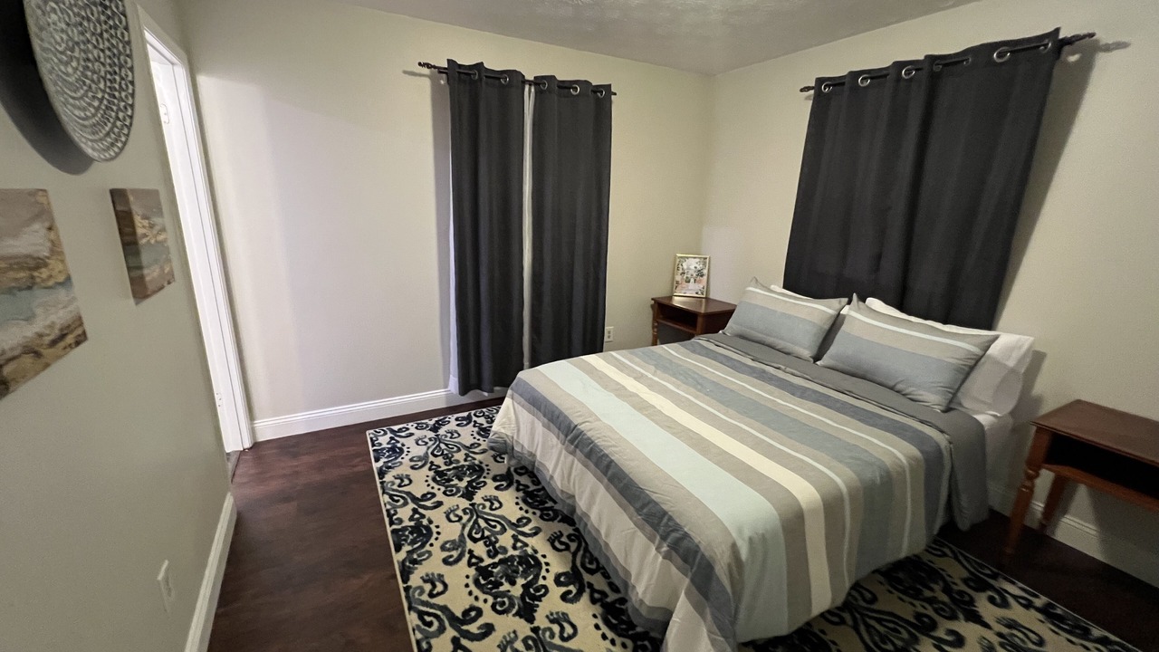 Photo of Bedroom in Lake City