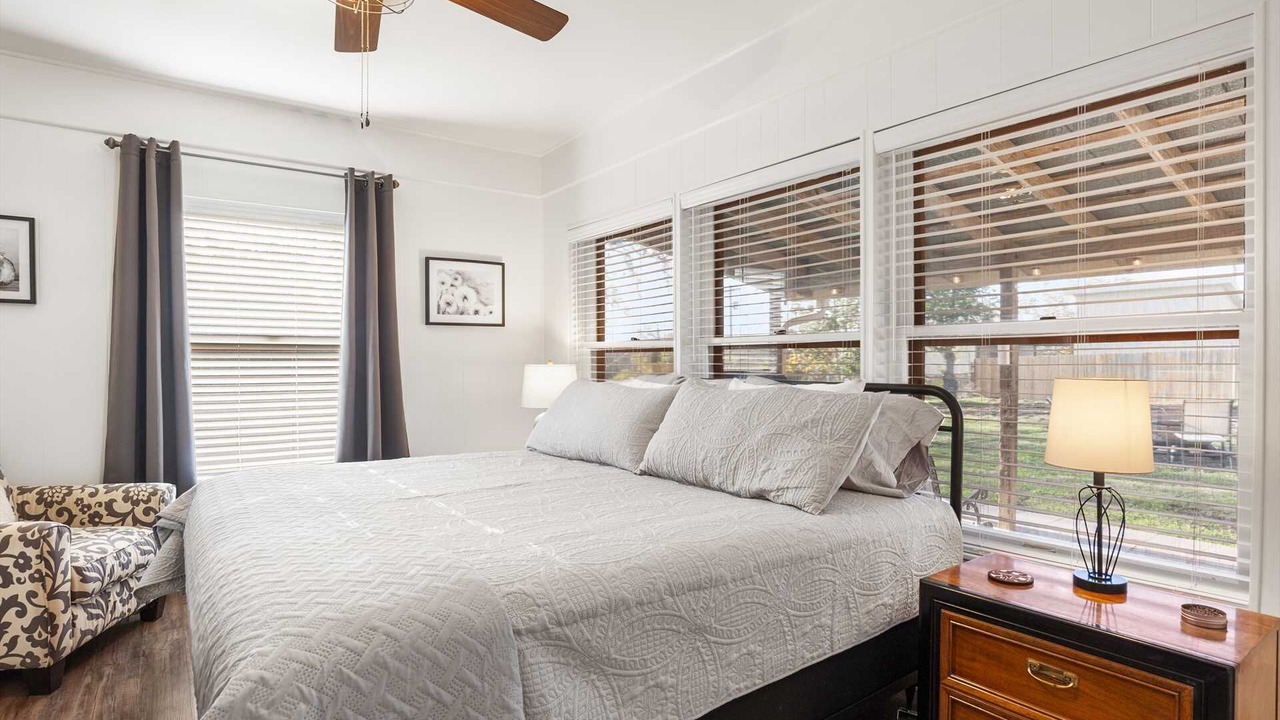 Photo of Bedroom in Bandera
