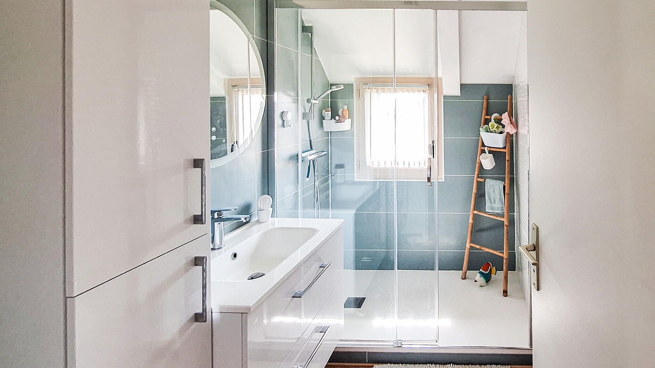Photo of Bathroom in Le Rosais-La Flourie