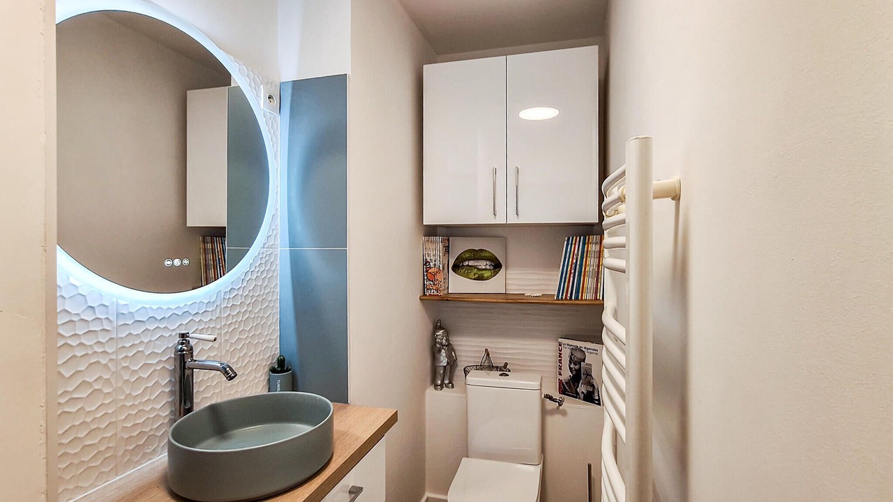 Photo of Bathroom in Le Rosais-La Flourie