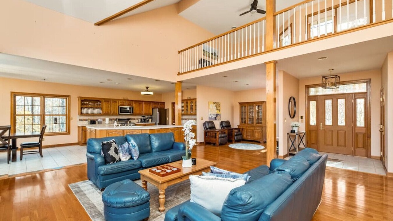 Photo of Livingroom in Nellysford