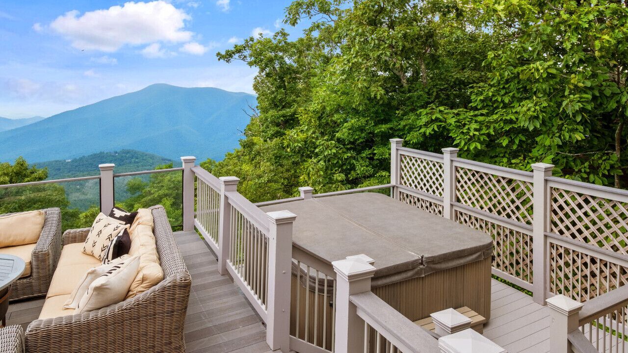 Photo of Patio Balcony in Roseland
