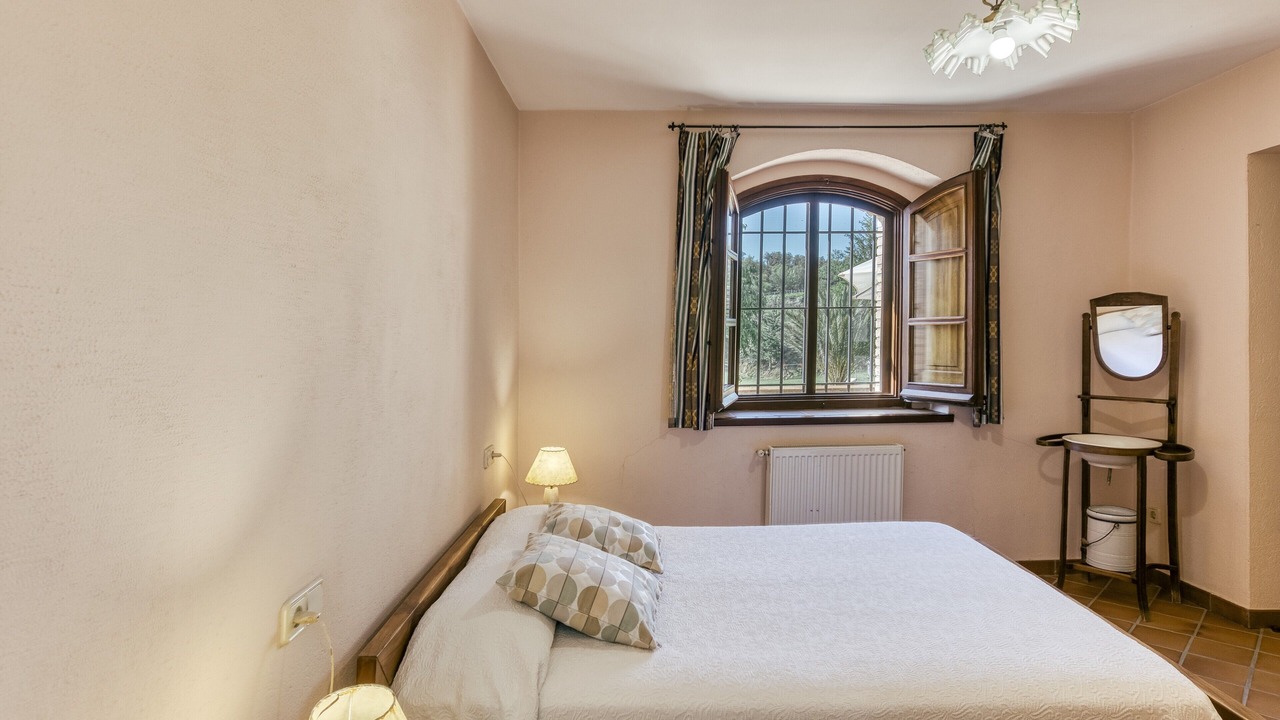 Photo of Bedroom in Darnius