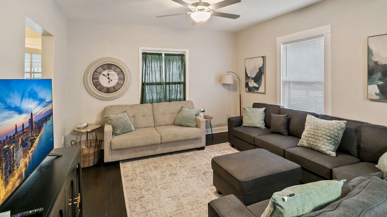 Photo of Livingroom in Libertyville