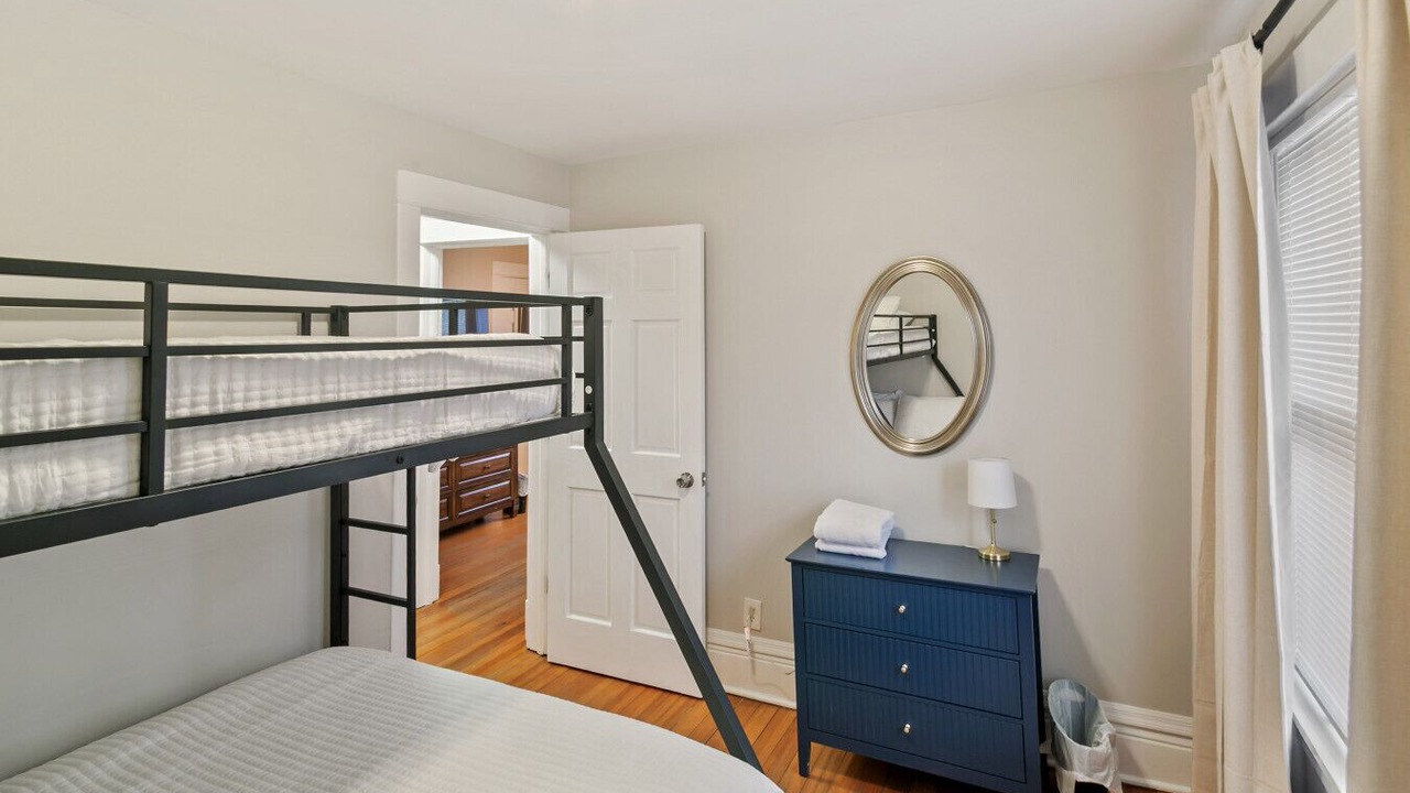 Photo of Bedroom in Libertyville