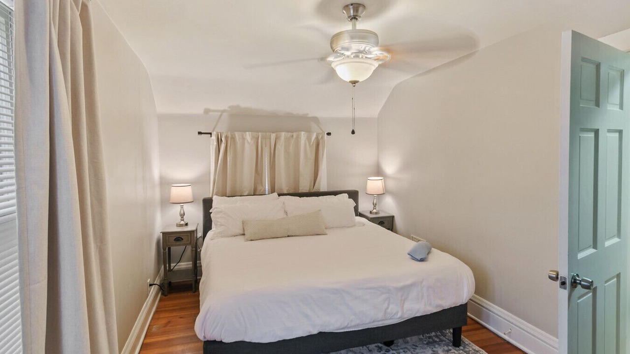 Photo of Bedroom in Libertyville