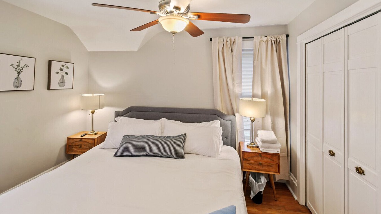 Photo of Bedroom in Libertyville