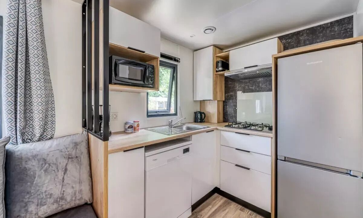 Photo of Kitchen in Saint-Paul-en-Born