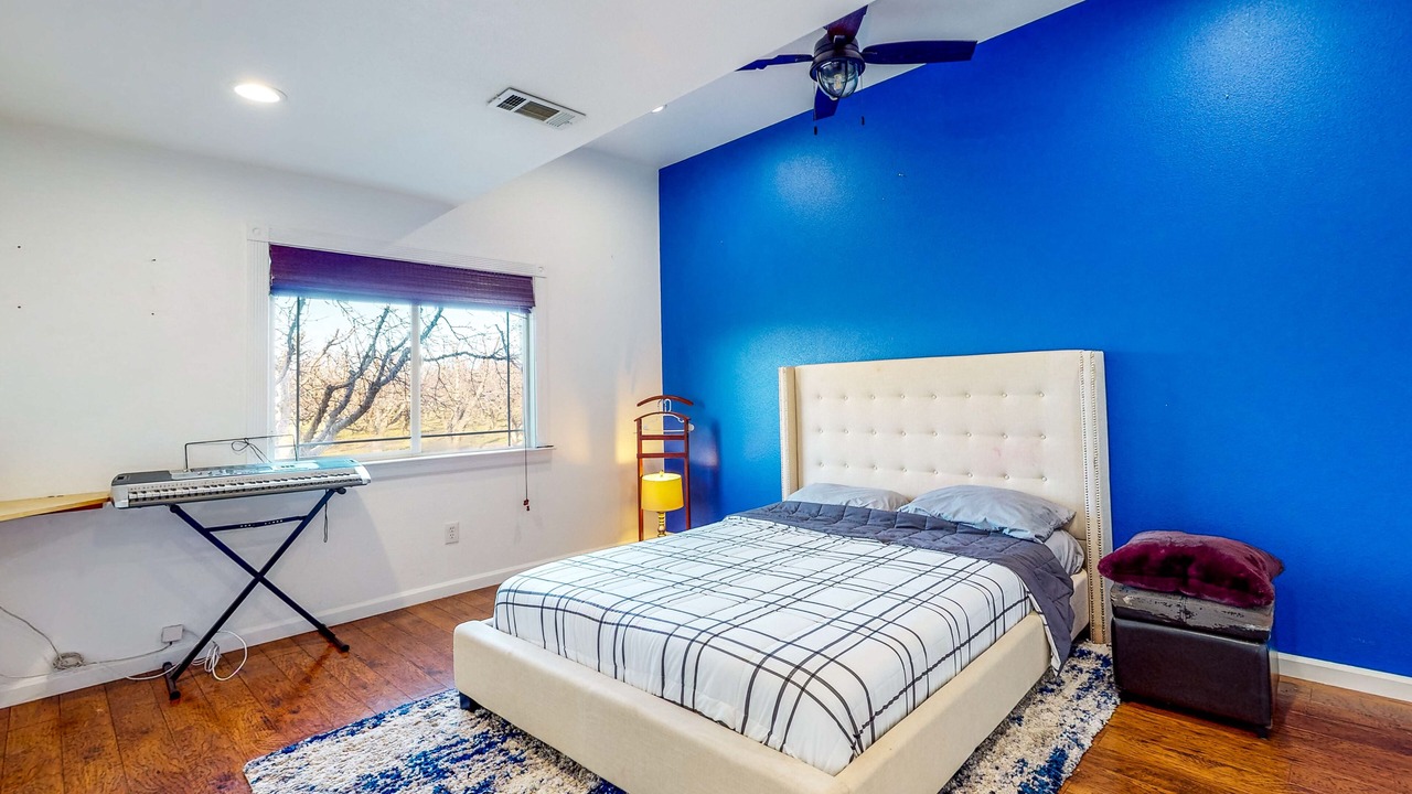 Photo of Bedroom in Victor