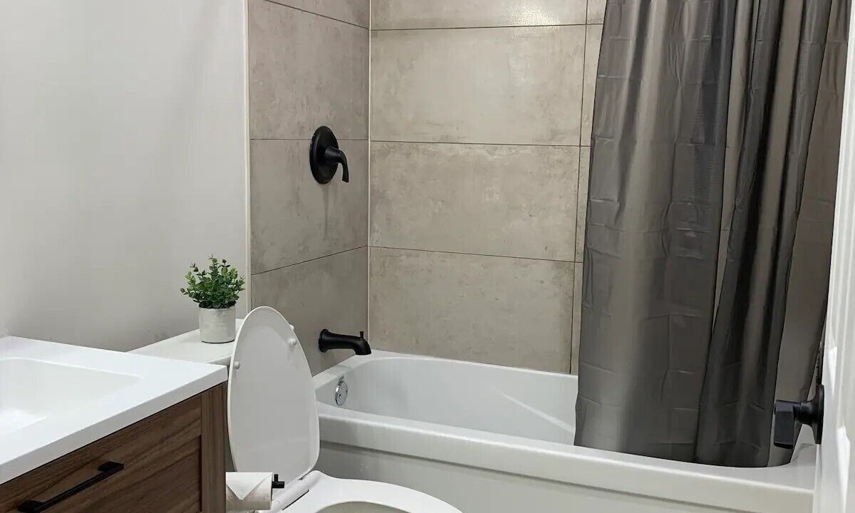 Photo of Bathroom in Ottawa Division