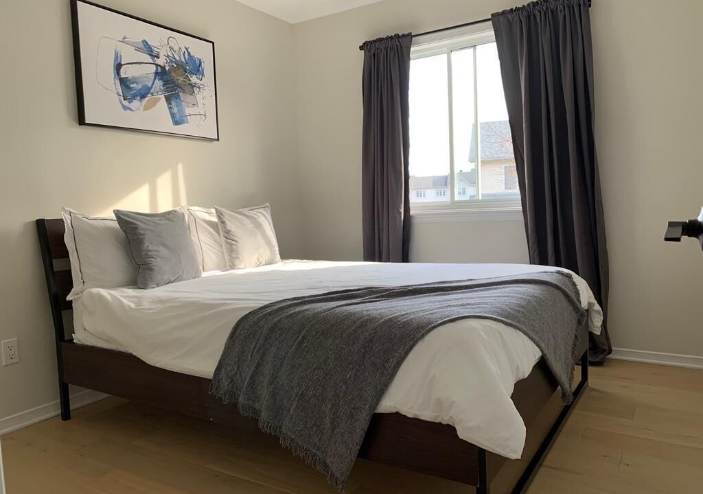 Photo of Bedroom in Ottawa Division