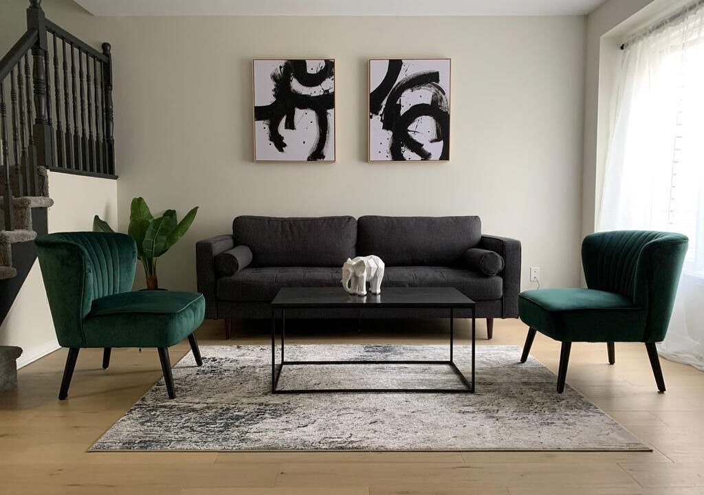Photo of Livingroom in Ottawa Division