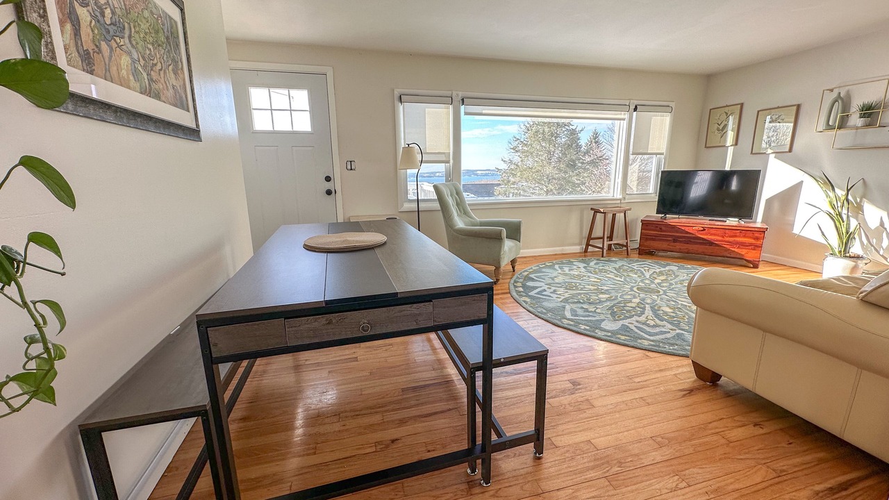 Photo of Livingroom in Skaneateles