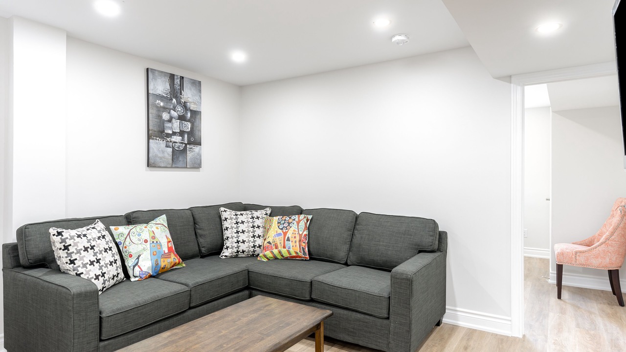 Photo of Livingroom in Richmond Hill