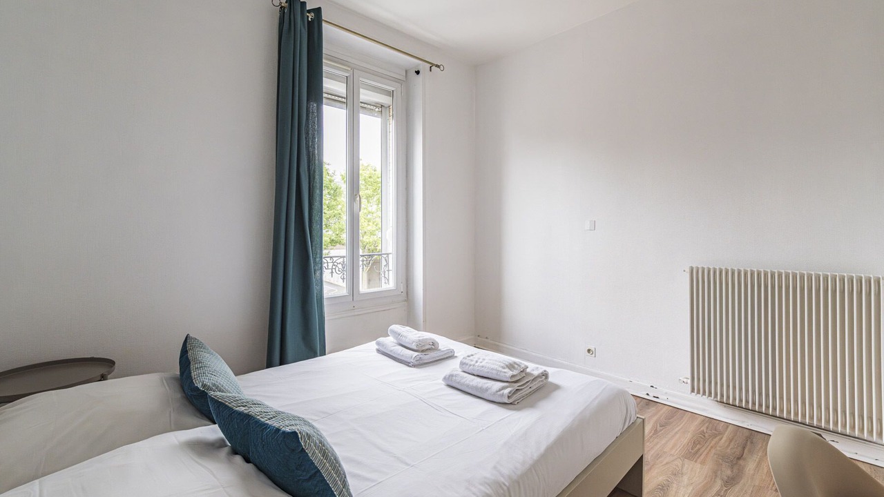 Photo of Bedroom in Courlancy
