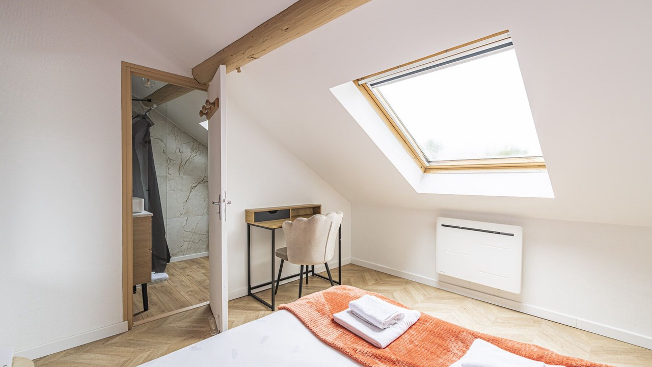 Photo of Bedroom in Courlancy