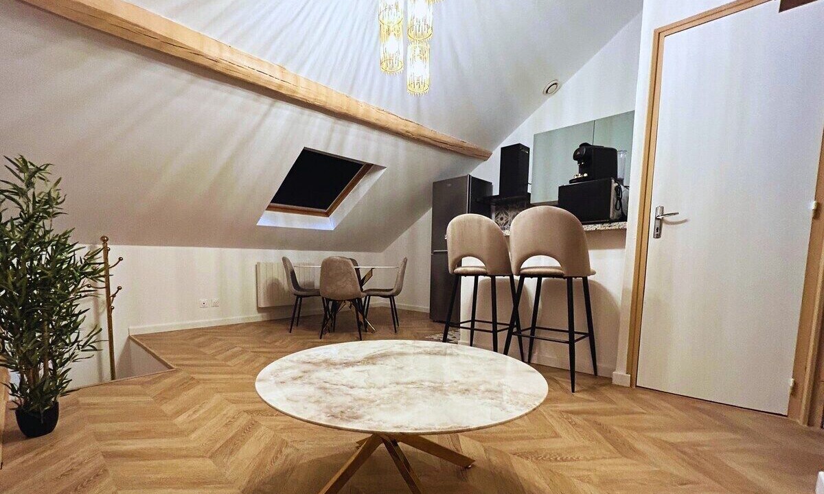 Photo of Others in Courlancy