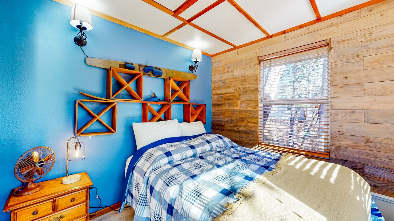 Photo of Bedroom in Eagle Rock