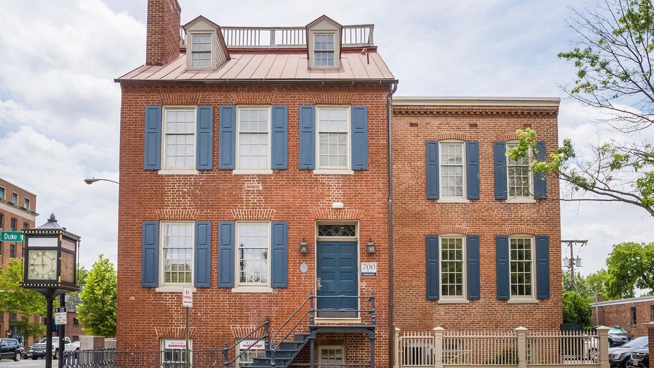 Photo of Outdoor in Jefferson Manor
