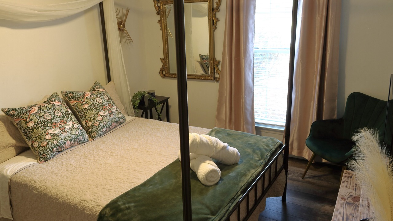 Photo of Bedroom in Montgomery