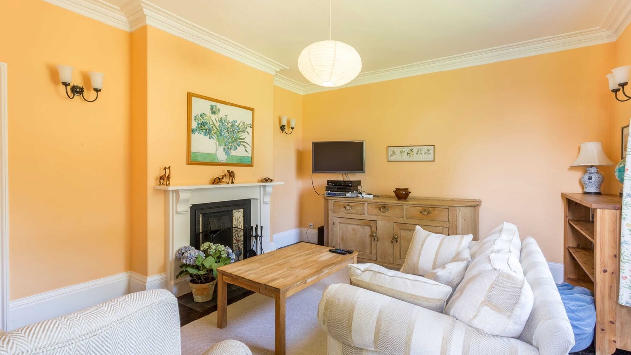 Photo of Bedroom in Oldbury-on-Severn