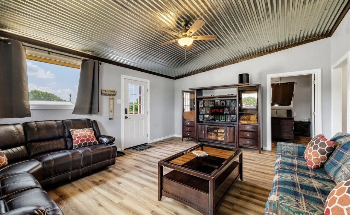 Photo of Livingroom in Bowie