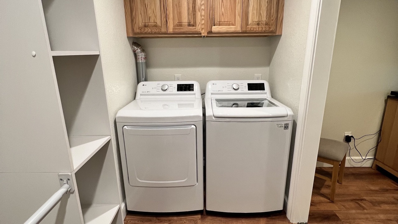 Photo of Others in Altamont