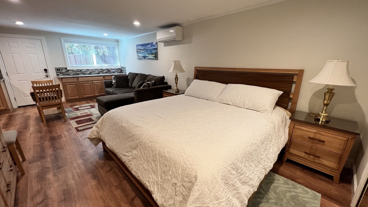 Photo of Bedroom in Altamont