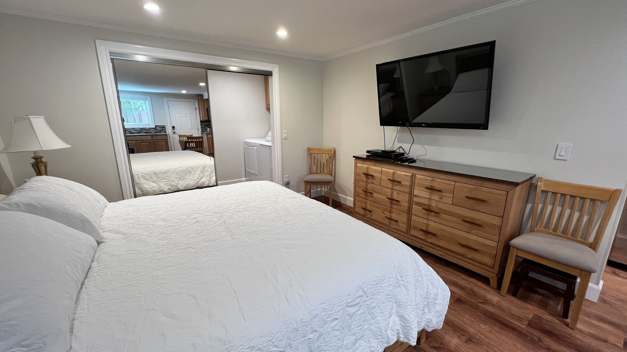 Photo of Bedroom in Altamont