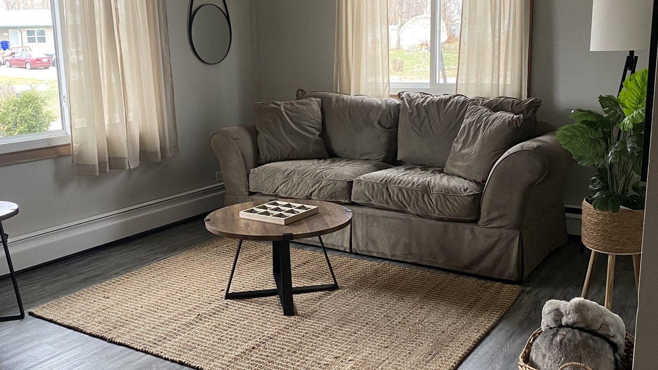 Photo of Livingroom in Cedar Rapids