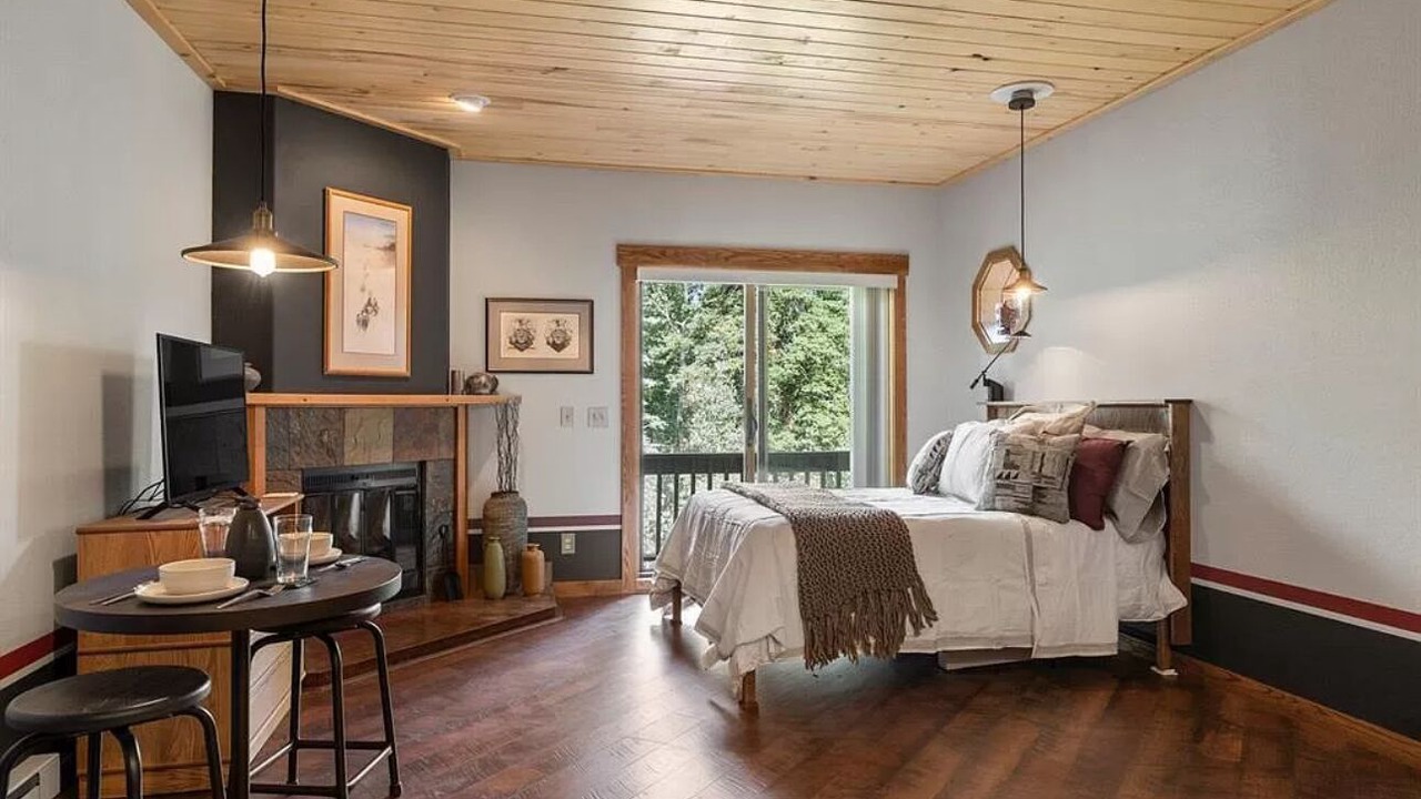 Photo of Bedroom in Purgatory