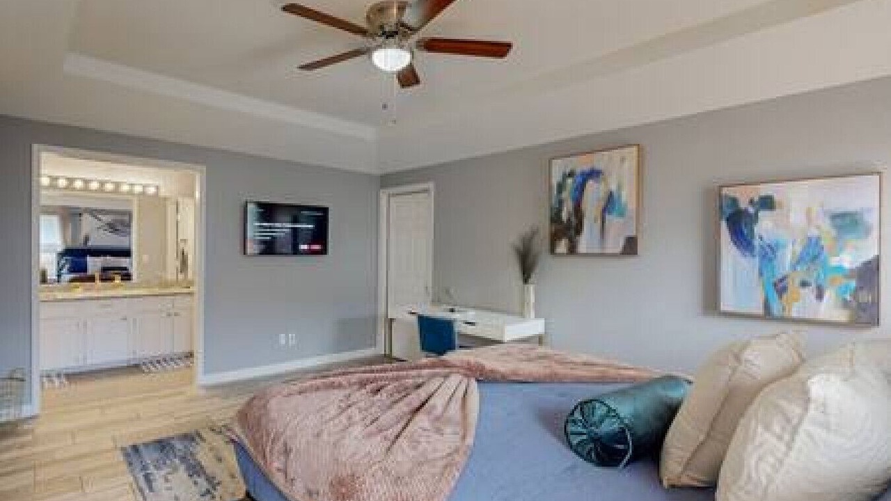 Photo of Bedroom in Euless